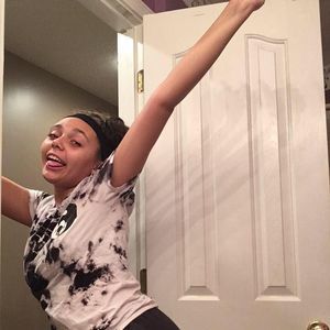 Meet your Posher, Summer